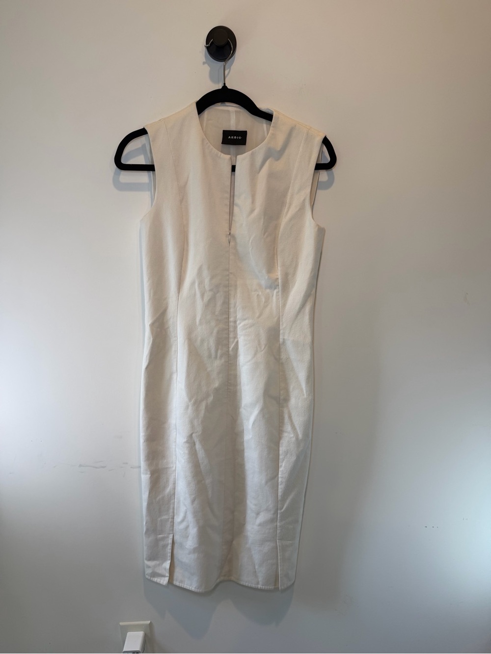 Akris Cream Sleeveless Shift Dress with Front Zip